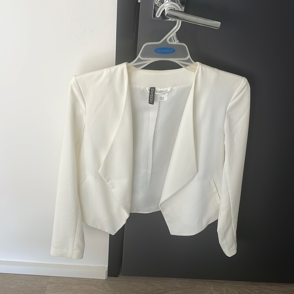H&M divided white blazer